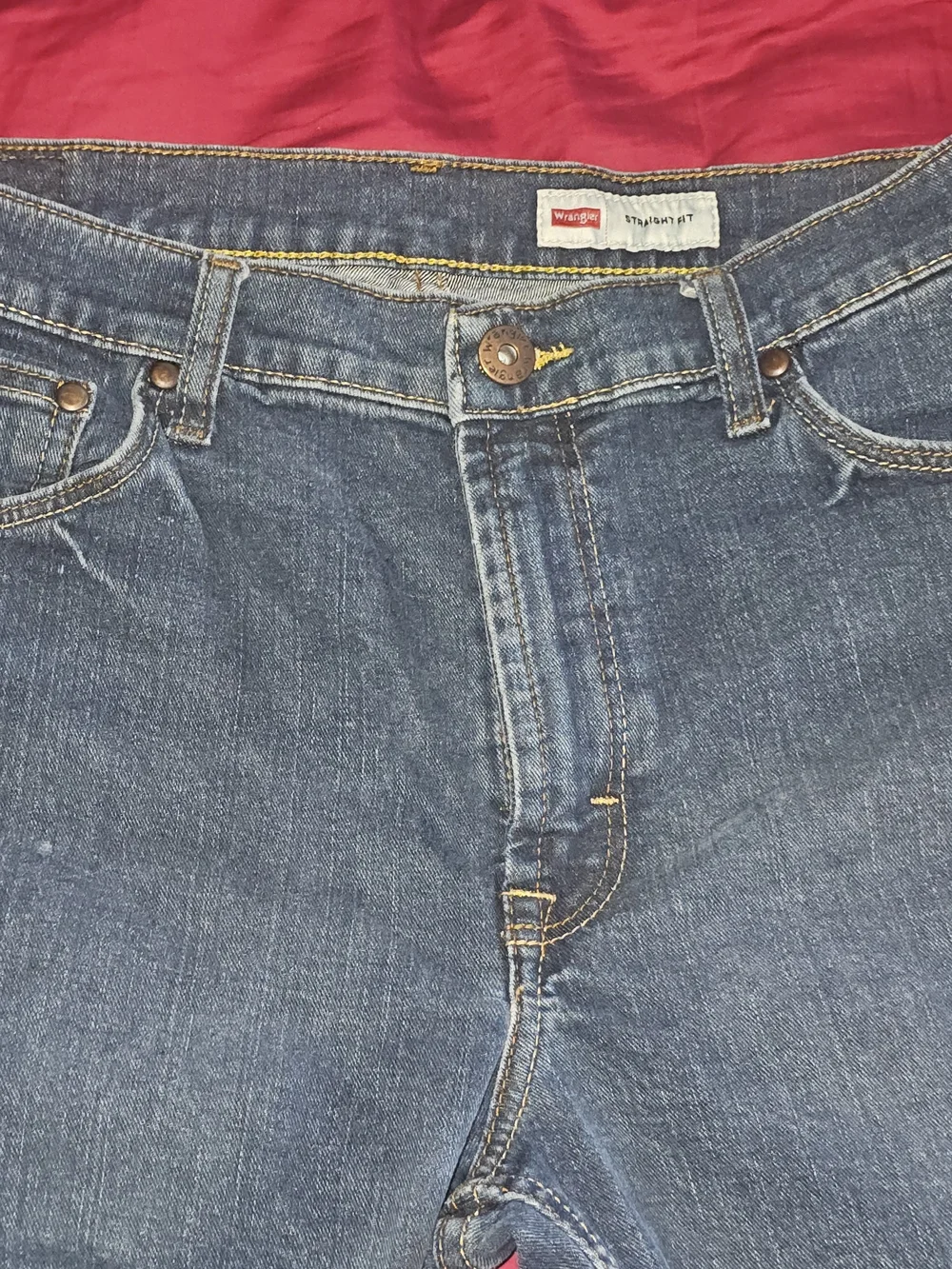 Wrangler Relaxed Fit Jeans in Denim Blue with Yellow Stitch